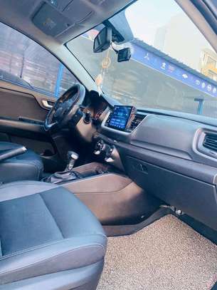 Kia stonic 2017 image 7