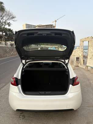 Peugeot 308 modèle 2016 image 8