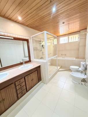 VILLA À VENDRE À NGOR – AVEC TITRE FONCIER ! image 15