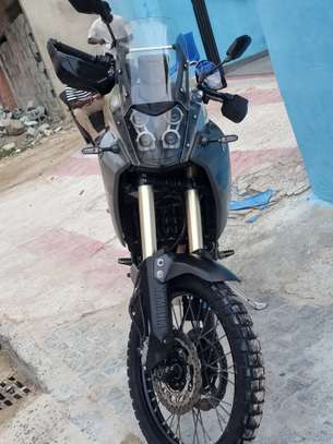 Yamaha Ténéré700 trail gris polyvalent Annee 2024 image 5