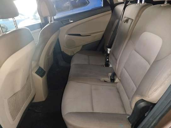 Hyundai Tucson image 10