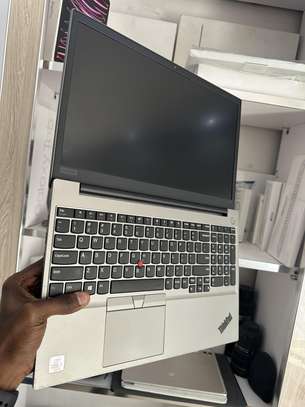 Lenovo ThinkPad E15 - I7 10th image 5