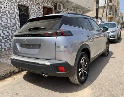Peugeot 2008 image 6