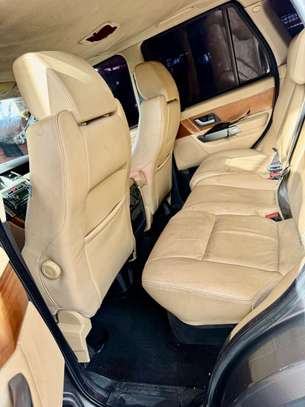 Ranger Rover Sport HSE image 4