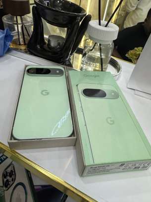 Pixel 9 256GB image 1
