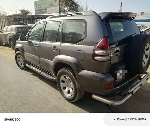 Toyota Prado 2009 image 2