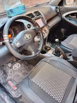 Toyota rav 4 image 3