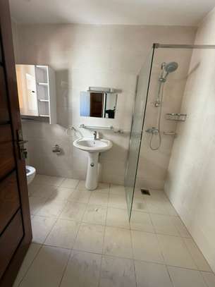 Appartement F4 à louer à Ngor Almadies image 10