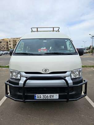 Toyota Hiace 2025 image 8
