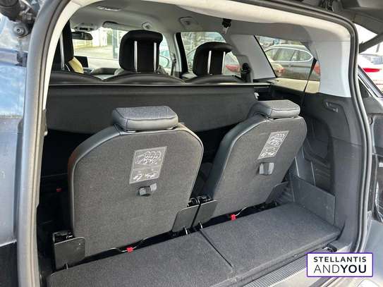 Peugeot 5008 image 5