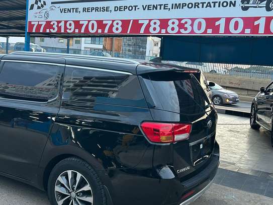 Kia Carnival luxe 9 places diesel 2017 image 10