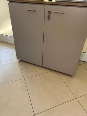 Lot de Mobilier de bureau en très bon état à vendre image 7
