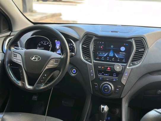 Hyundai Santa Fe  2018 image 13
