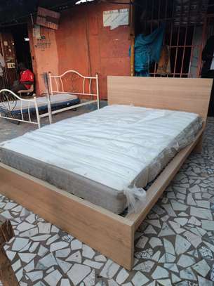 LITS+MATELAS image 1