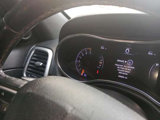 Jeep grand Cherokee image 11