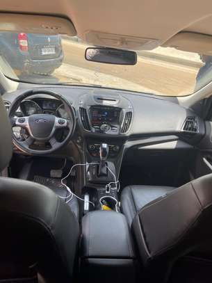 Ford Escape image 5