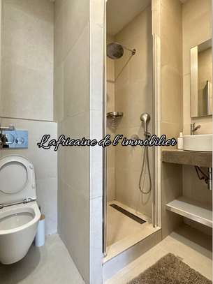 À louer – Appartement F4 meublé à Point E image 13
