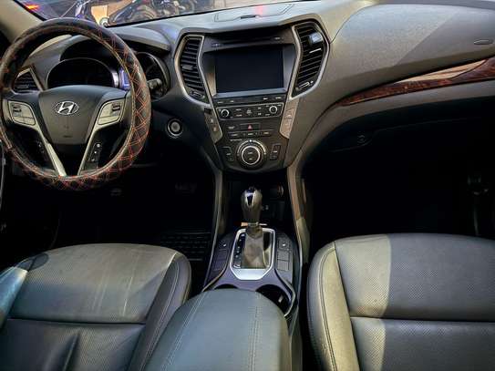 Hyundai santafe 2016 image 6