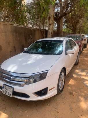 Ford Fusion image 3