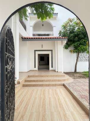 Villa à vendre à Ngor/Almadies image 6