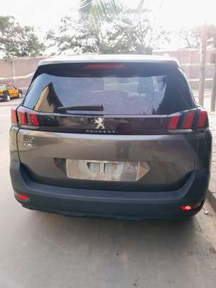 Peugeot Modèle 5008 Année 2018 Énergie diesel image 7