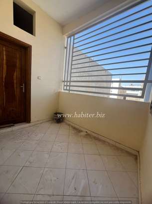 2 appartements à louer à grand Mbao image 3