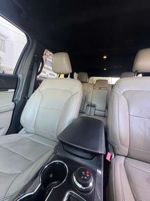 FORD EXPLORER LIMITED 2019 image 12