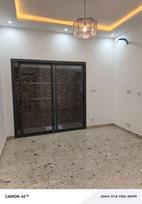 Appartement neuve spacieux á louer a sacre coeur 3 vdn image 6