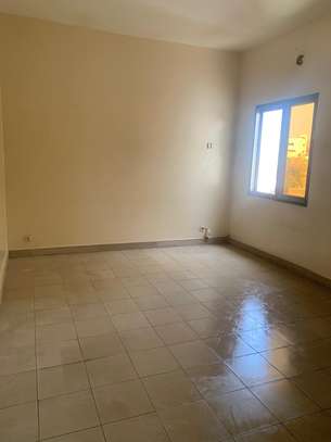 Appartement à louer Hann Mariste image 6