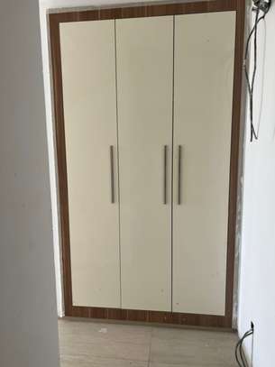 Appartement F4 à côté de Jean Mermoz image 7