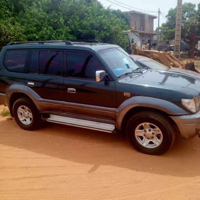 Toyota land cruiser 2000 image 9