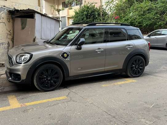 Mini Cooper Countryman S Hybrid 2019 Full Option image 1