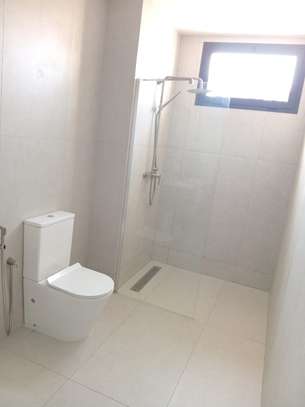 Appartement vue sur la Rte du King Fahd image 12