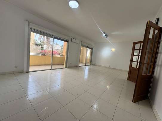 Appartement à louer  sur la corniche cité Africa Ouakan image 12