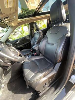 Jeep Cherokee limited année 2015 image 9