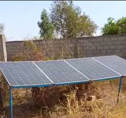 8 PANNEAUX SOLAIRES & 3 POMPES SOLAIRE image 3