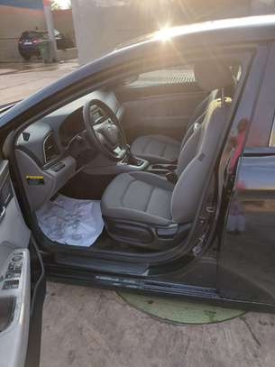 Hyundai elantra 2017 image 8