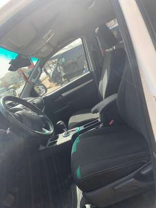 Toyota hilux 2018 image 4