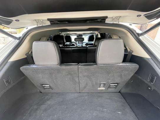 Mazda Cx9 image 6