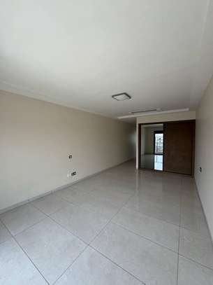 Appartement 4chambres à Louer aux Point E image 1