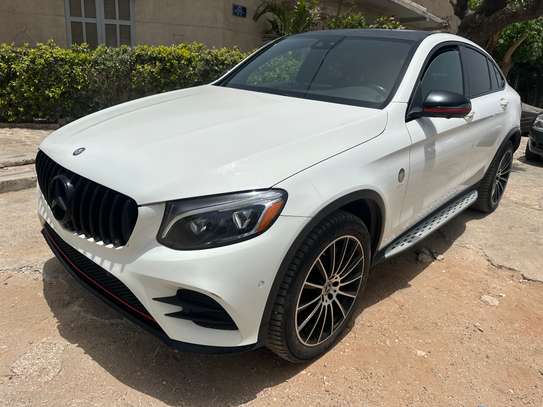 Mercedes GLC300 2017 image 2