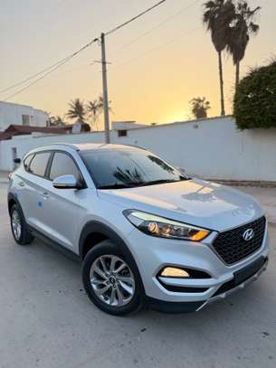Hyundai tucson image 12