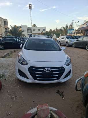 Hyundai Elantra GT 2016 image 1