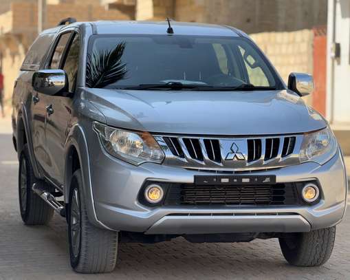 Mitsubishi L200 2016 image 2