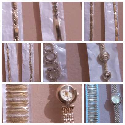 Fetiches Bracelets Montres en plaqué  or image 1