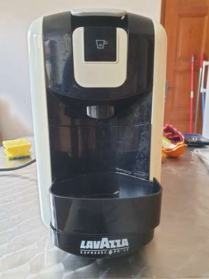 EXPRESSO LAVAZZA image 5