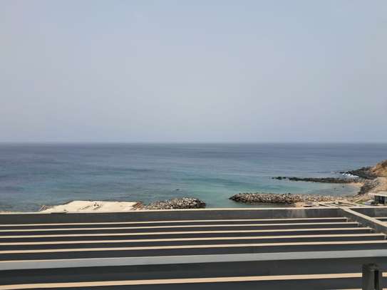 FENÊTRE MERMOZ : F2 INCROYABLE AVEC VUE SUR MER image 3