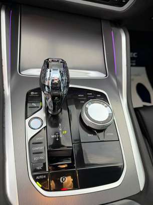 BMW *X6 Xdrive*  Année :  *2023* image 7