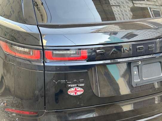 Range rover velar image 4