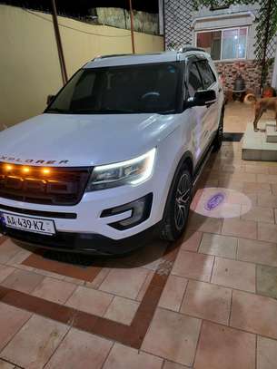 Ford Explorer Sport 2016 image 2
